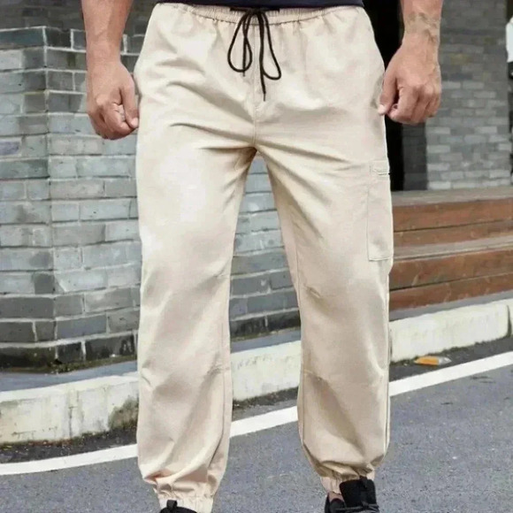 Casual Men's Cargo Pants w/Patched Pockets & Draws - Picture 5 of 6